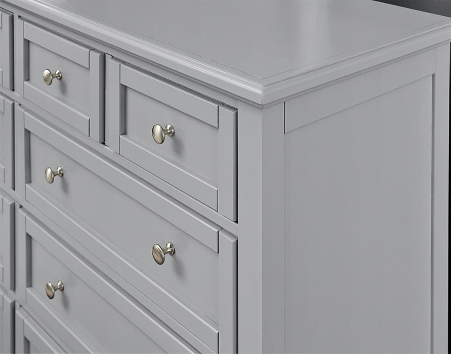 Vaughan-Bassett Bonanza Triple Dresser in Gray