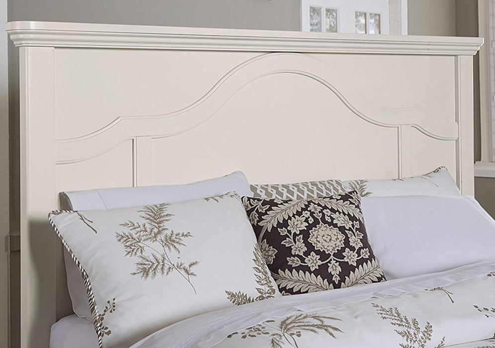 Vaughan-Bassett Bungalow King Mantel Panel Bed in Lattice