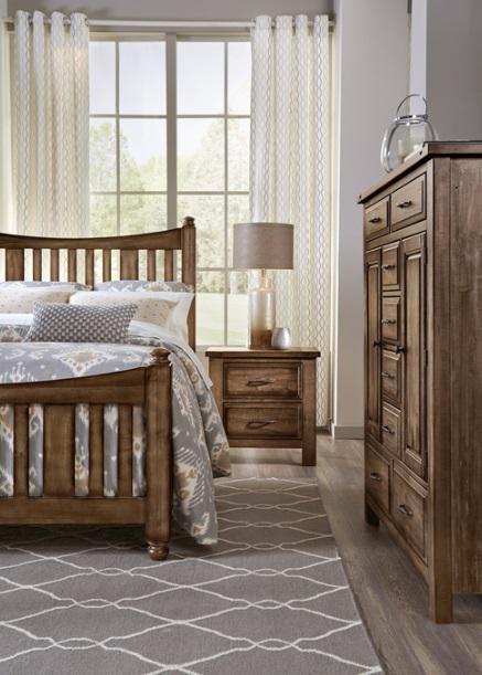 Vaughan-Bassett Maple Road King Slat Poster Bed  in Maple Syrup