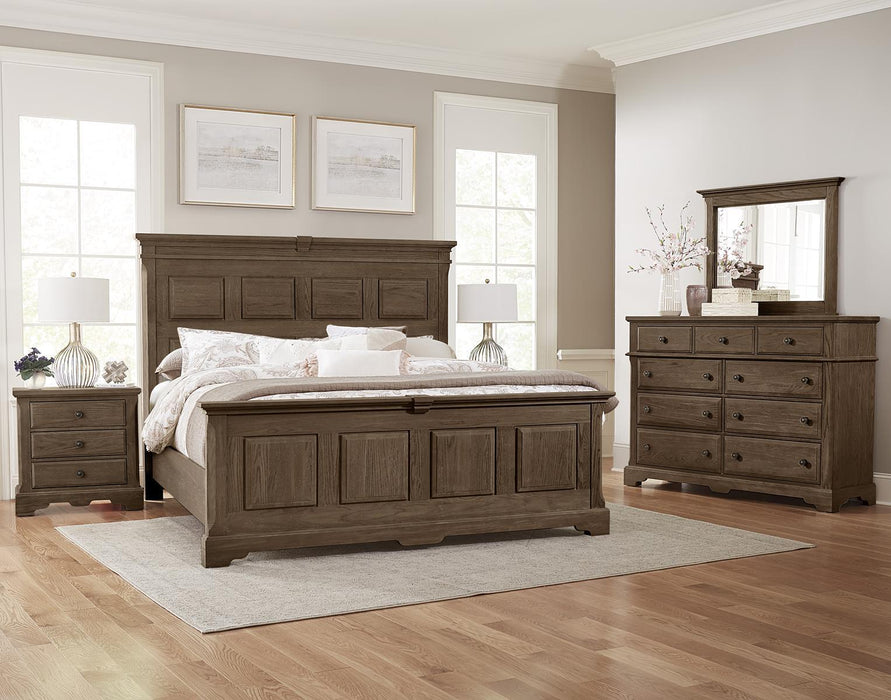 Vaughan-Bassett Heritage Queen Mansion Bed in Cobblestone Oak